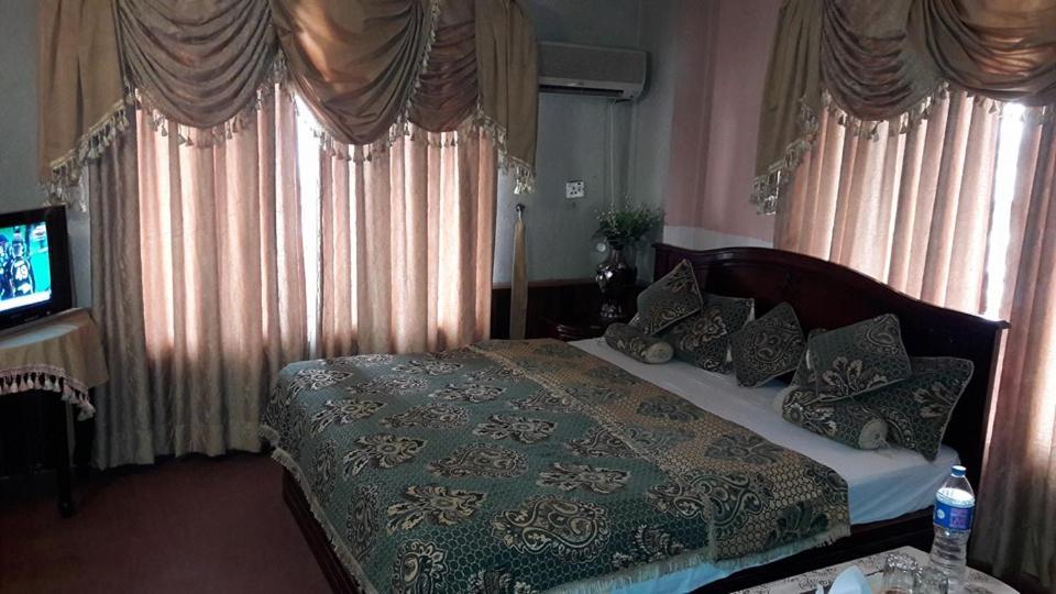 Hotel Regent Rawalpindi Exterior foto